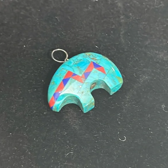 Vintage Turquoise Bear Pendant Native American Indian Jewelry - Picture 3 of 7
